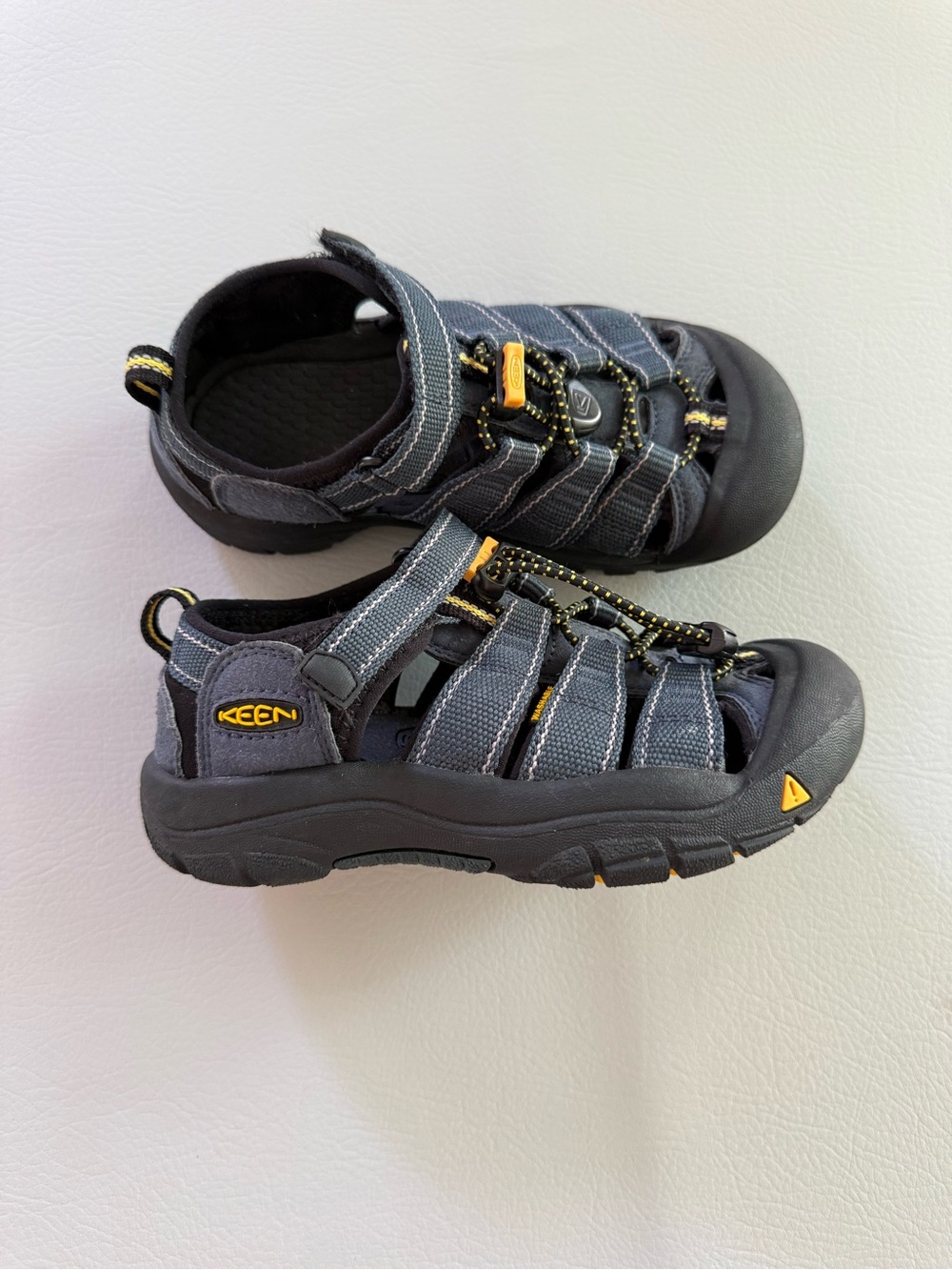KEEN Newport H2 hybrid Water Sandals Sneakers Blue Grey Big Kids size 13 US
